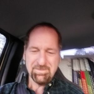 Meet your Posher, Dennis